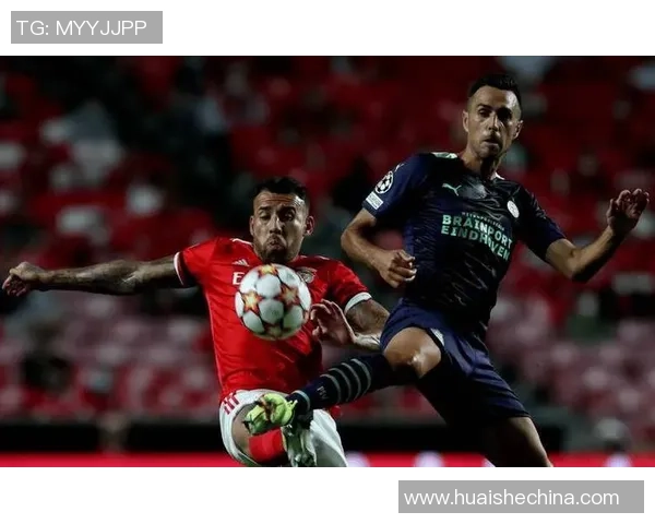 纽卡豪取两连胜巴恩斯梅开二度助球队三球完胜本菲卡遭遇欧冠三连败